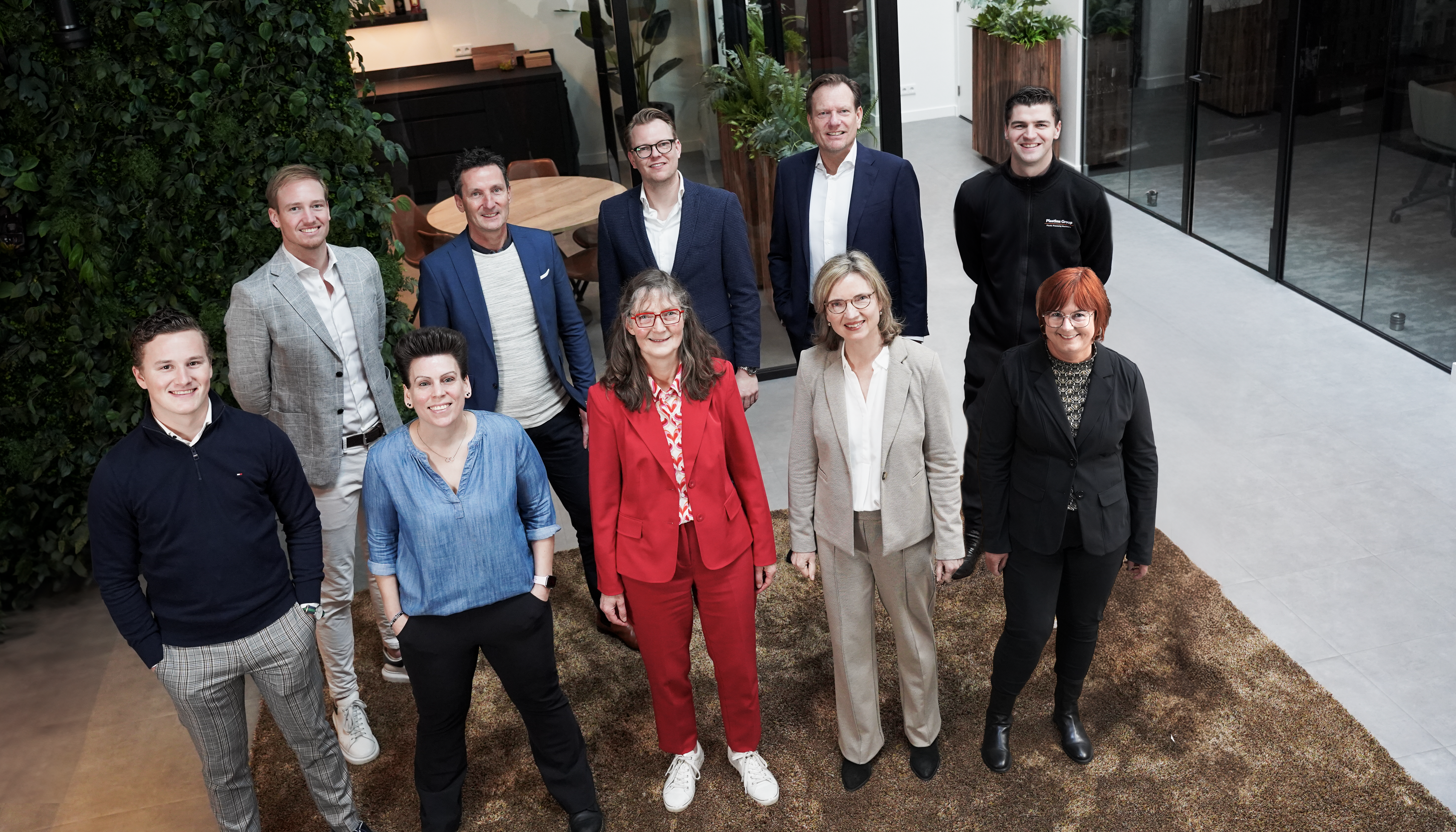 Teamfoto_3_FINAL_1